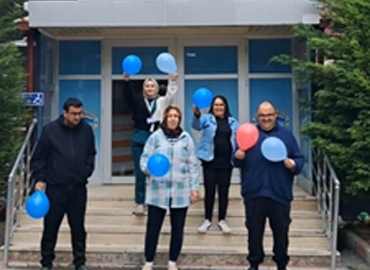 Otizmin farkındayız, onların yanındayız!